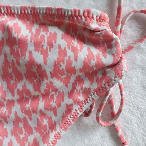 A PEA IN A POD Maternity Printed Bikini Bottom SZ L - Picture 6 of 11